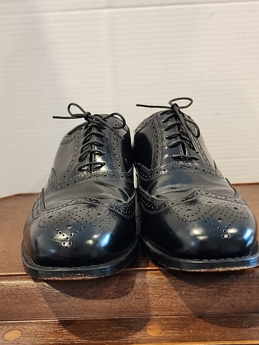 FLORSHEIM Mens Oxford Wingtip Brogue Black Oxford. 9 D.  Dress Shoes Lace Up - Picture 3 of 12